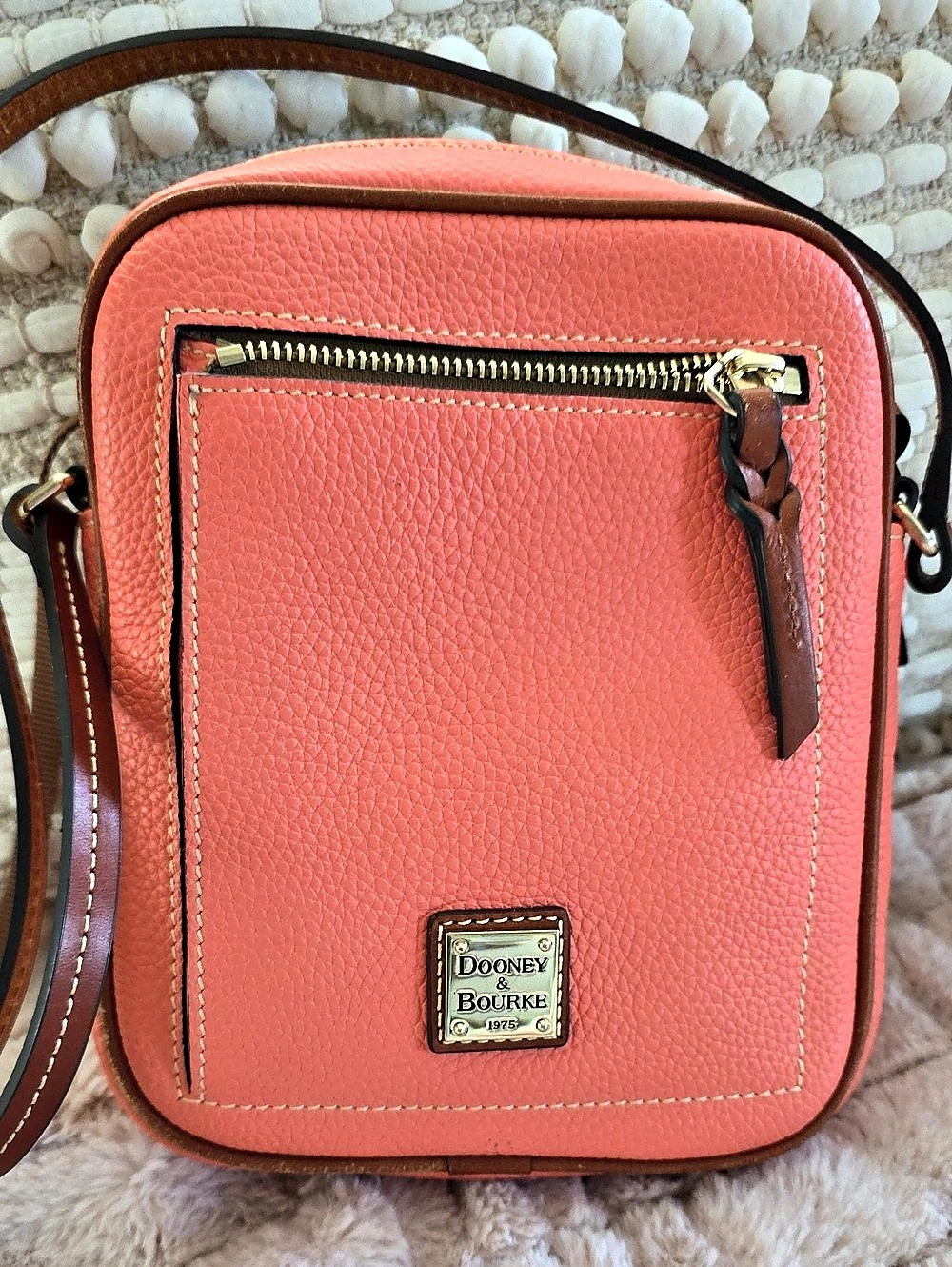 Dooney & Bourke Pebble Grain Camera Crossbody in Pink & Brown